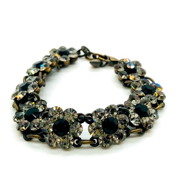 Vintage Rhinestone Crystal Flower Bracelet - Picture 13 of 13